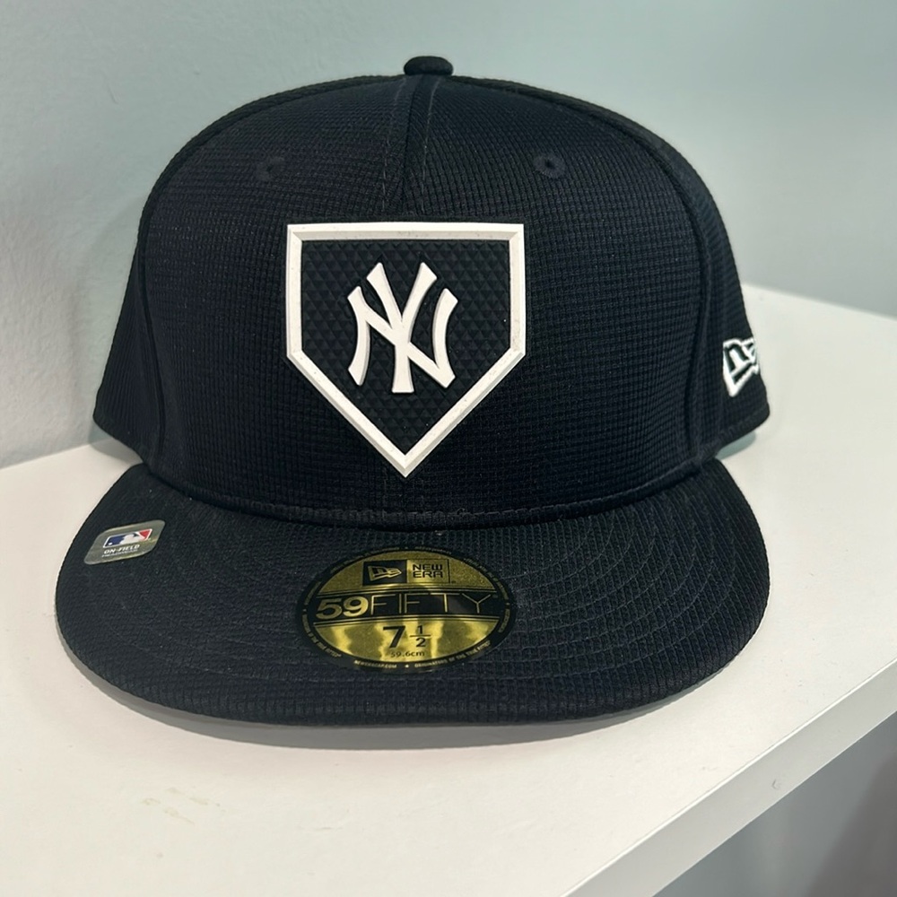 New York Yankees Fitted Hat